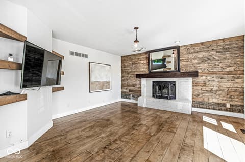 Living room at 9681 Sunwood Way, Carmel, IN