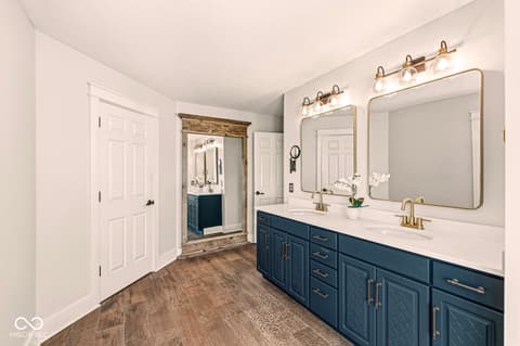 Primary bathroom at 9681 Sunwood Way, Carmel, IN