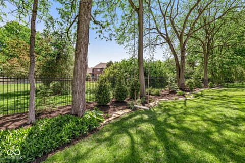 Yard at 9681 Sunwood Way, Carmel, IN