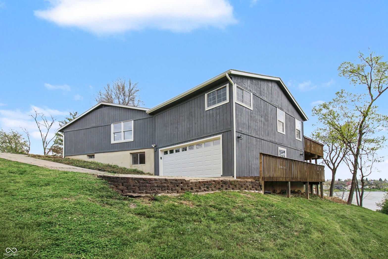 Photo of 1207 Montclair Court, Lawrenceburg, IN