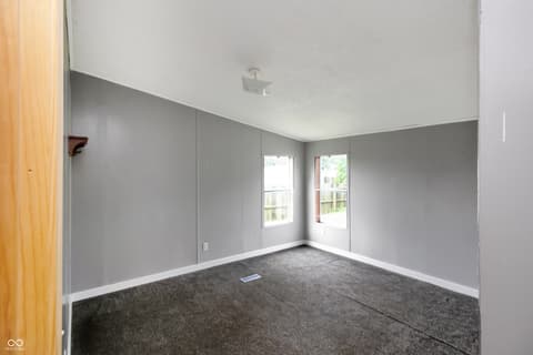 Bedroom at 429 E Walnut Street, Brownstown, IN