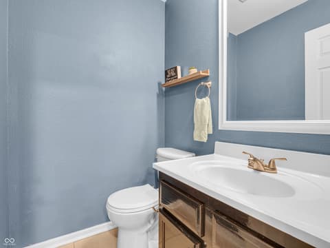 Photo of 6334 Jakes Place, Indianapolis, IN