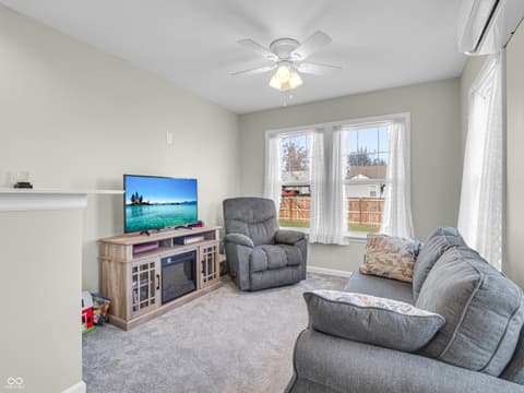 Photo of 6334 Jakes Place, Indianapolis, IN