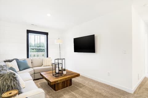 Photo of 1846 W Addison Drive, Greenfield, IN