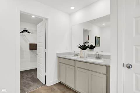 Photo of 9004 Noble Heights Lane, Indianapolis, IN