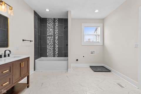 Photo of 248 W Morris Street, Indianapolis, IN