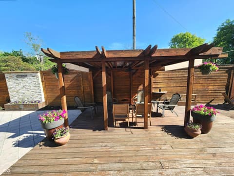 Outdoor living area at 6167 Guilford Avenue, Indianapolis, IN