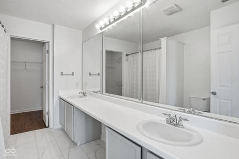 Photo of 987 Gulf Shore Boulevard, Kokomo, IN