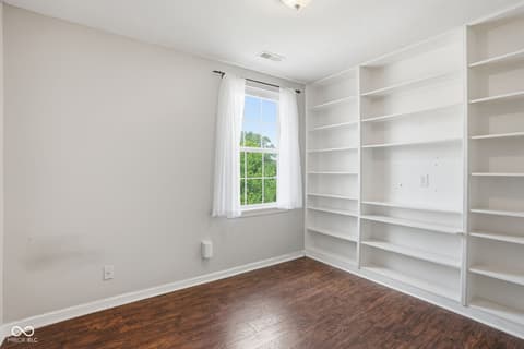 Photo of 987 Gulf Shore Boulevard, Kokomo, IN