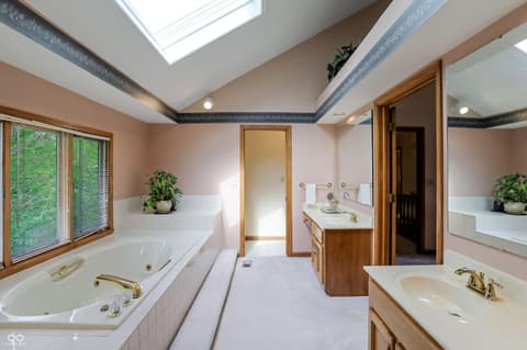 Photo of 11826 Sea Star Drive, Indianapolis, IN