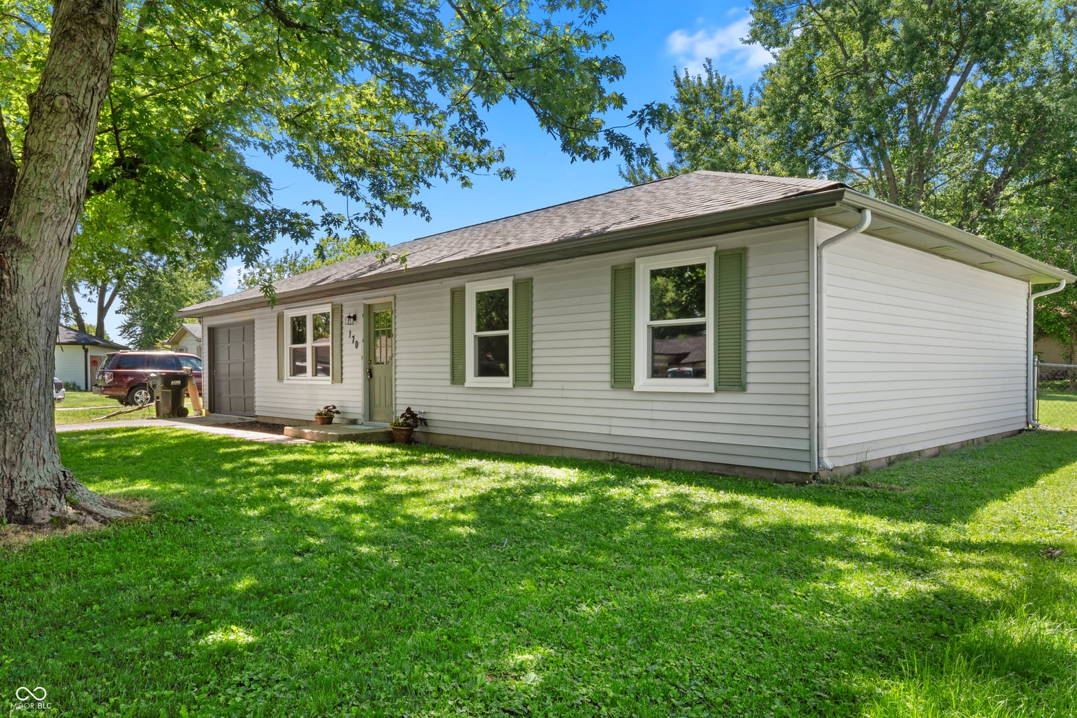 Photo of 170 Midway Court S, Hope, IN