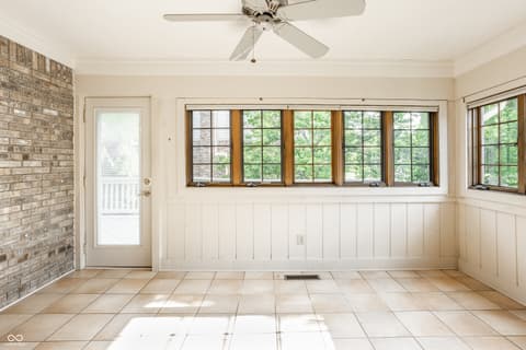 Bonus room at 1850 Spruce Drive, Carmel, IN