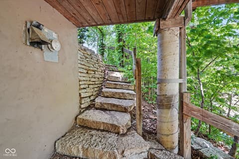 Stairs — 23540 Newton Avenue, Noblesville, IN