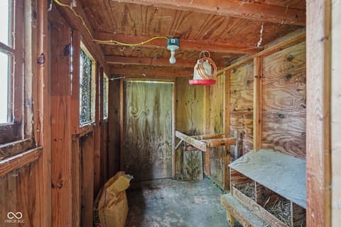 Sitting Room — 23540 Newton Avenue, Noblesville, IN