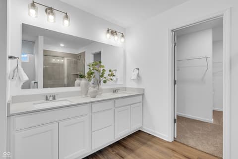 Photo of 16340 Magnolia Ridge Way, Noblesville, IN