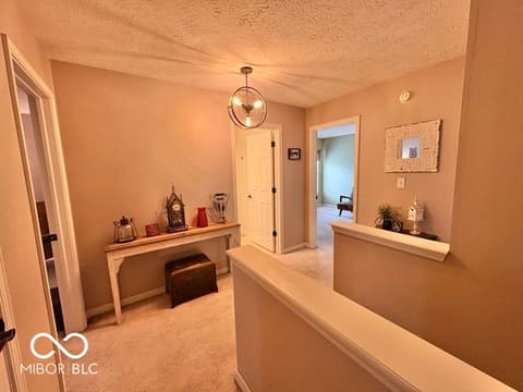 Photo of 1240 Legacy Lane, Indianapolis, IN