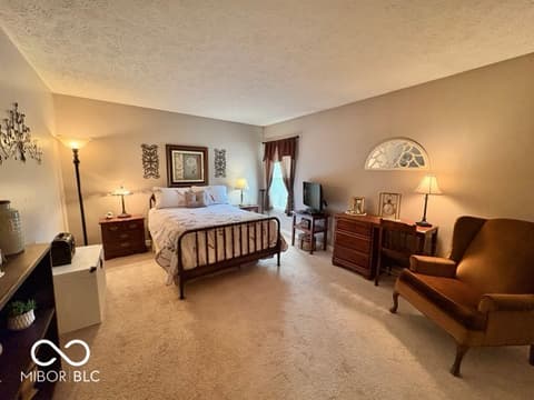 Photo of 1240 Legacy Lane, Indianapolis, IN