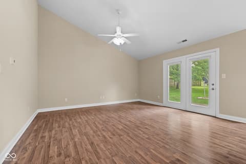 Photo of 1033 Mount Olive Road, Whiteland, IN