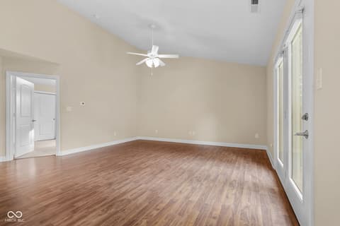 Photo of 1033 Mount Olive Road, Whiteland, IN