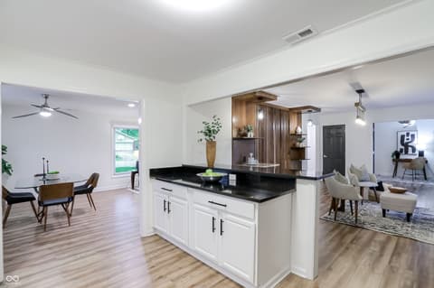Photo of 512 Lexington Boulevard, Carmel, IN