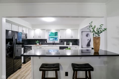Photo of 512 Lexington Boulevard, Carmel, IN
