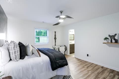 Photo of 512 Lexington Boulevard, Carmel, IN