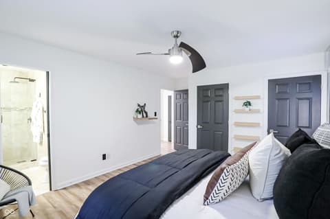 Photo of 512 Lexington Boulevard, Carmel, IN