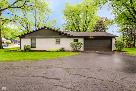 Photo of 512 Lexington Boulevard, Carmel, IN