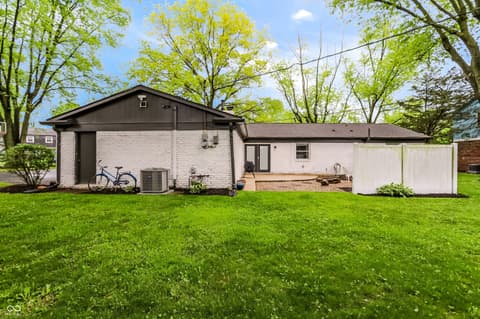 Photo of 512 Lexington Boulevard, Carmel, IN