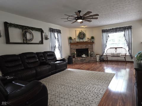 Photo of 1518 Pippin Drive, Greenfield, IN