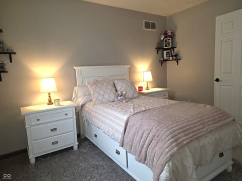 Photo of 1518 Pippin Drive, Greenfield, IN