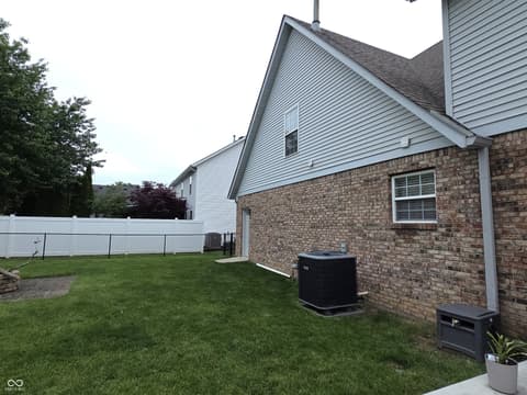Photo of 1518 Pippin Drive, Greenfield, IN