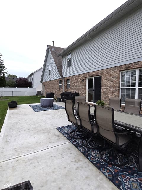 Photo of 1518 Pippin Drive, Greenfield, IN