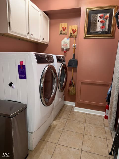 Laundry room at 5623 Liberty Creek Drive E, Indianapolis, IN