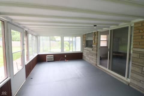 Bonus room at 43 E Cragmont Drive, Indianapolis, IN