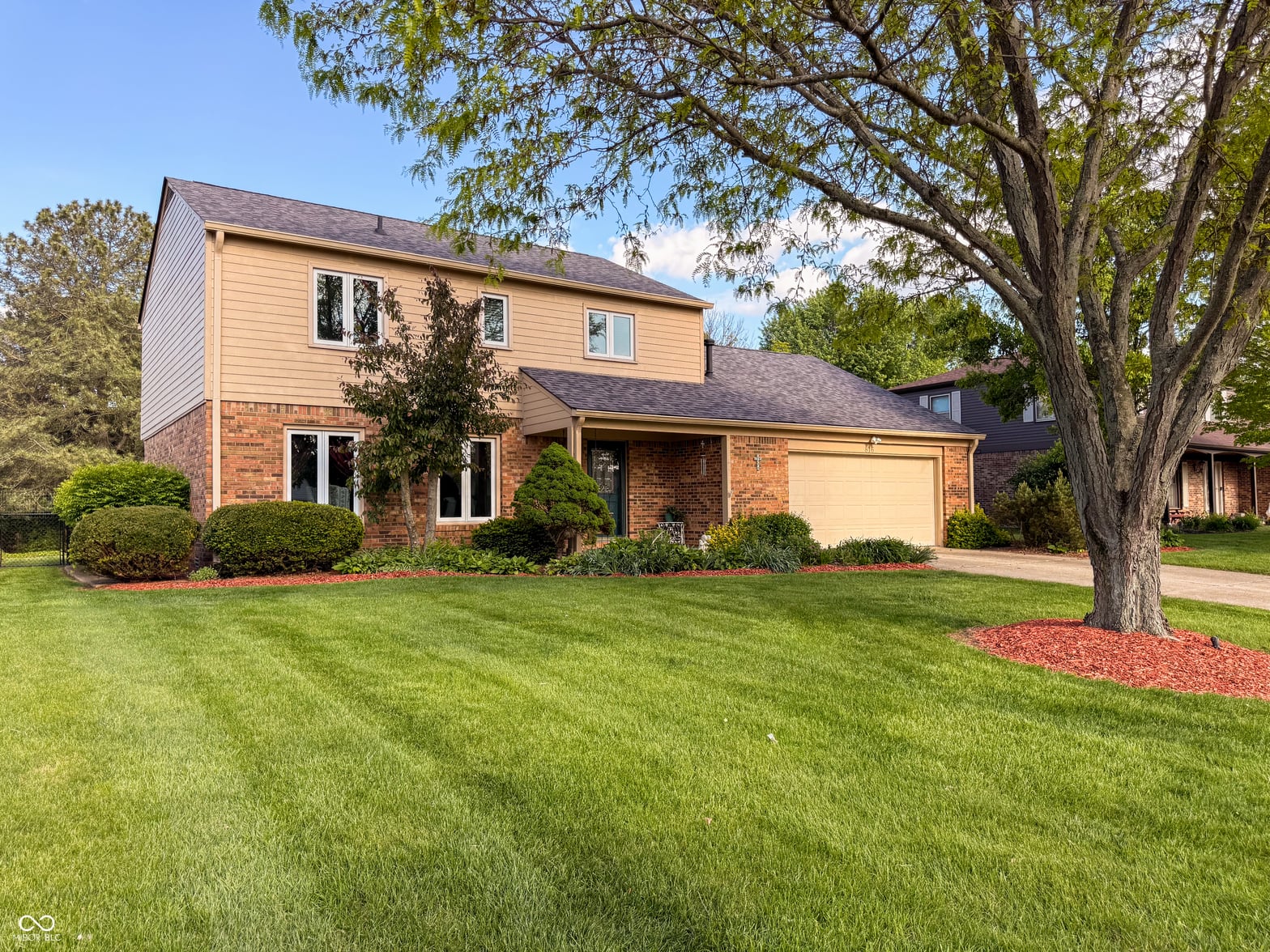 Front exterior at 816 Westgate Drive, Anderson, IN