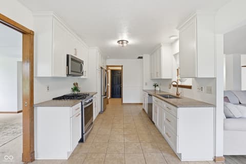 Photo of 1423 Finnegan Court, Indianapolis, IN