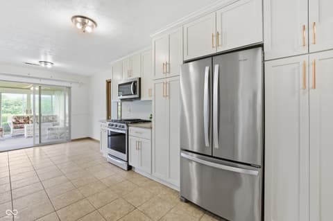 Photo of 1423 Finnegan Court, Indianapolis, IN