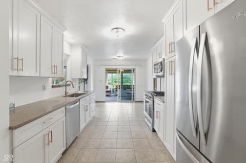 Photo of 1423 Finnegan Court, Indianapolis, IN