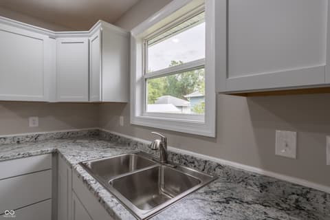 Photo of 955 Graham Street, Franklin, IN
