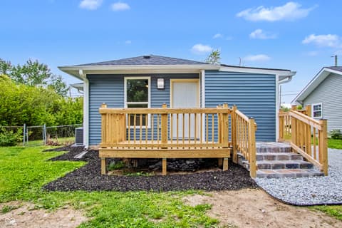 Photo of 955 Graham Street, Franklin, IN