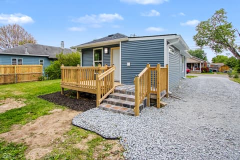 Photo of 955 Graham Street, Franklin, IN