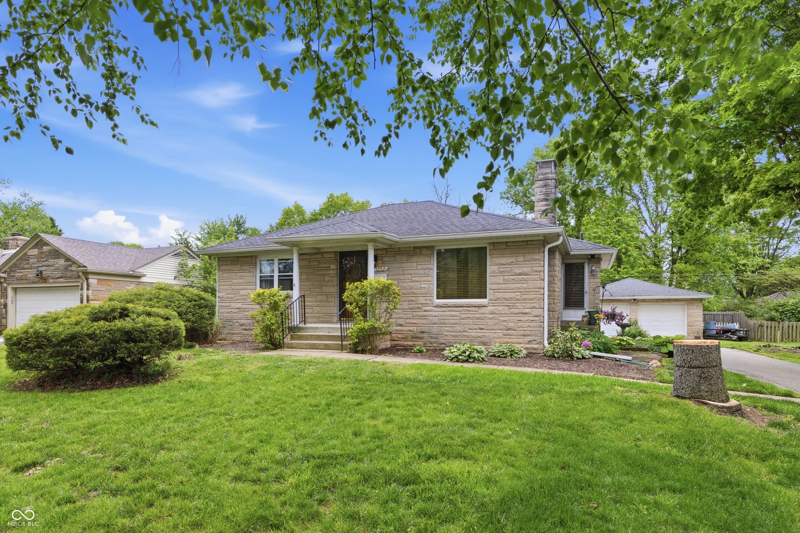 Photo of 1353 E Loretta Drive, Indianapolis, IN