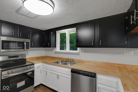 Kitchen at 2525 E Jackson Street, Muncie, IN