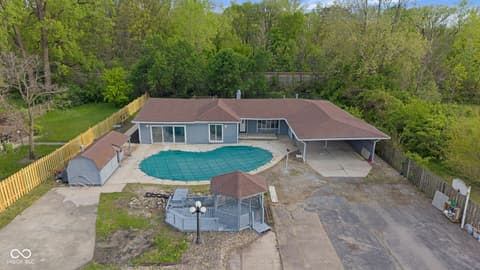 Pool at 2525 E Jackson Street, Muncie, IN