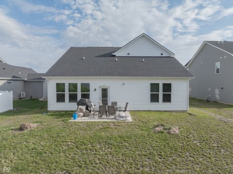 Photo of 8910 Howlett Lane, Indianapolis, IN