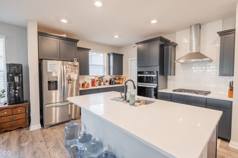 Photo of 8910 Howlett Lane, Indianapolis, IN