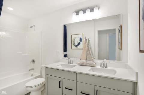 Photo of 2409 Red Squirrel Way, Zionsville, IN