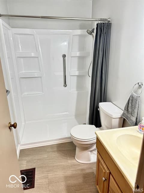 Bathroom at 509 N Waldemere Avenue, Muncie, IN