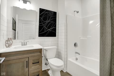 Photo of 2381 Red Squirrel Way, Zionsville, IN